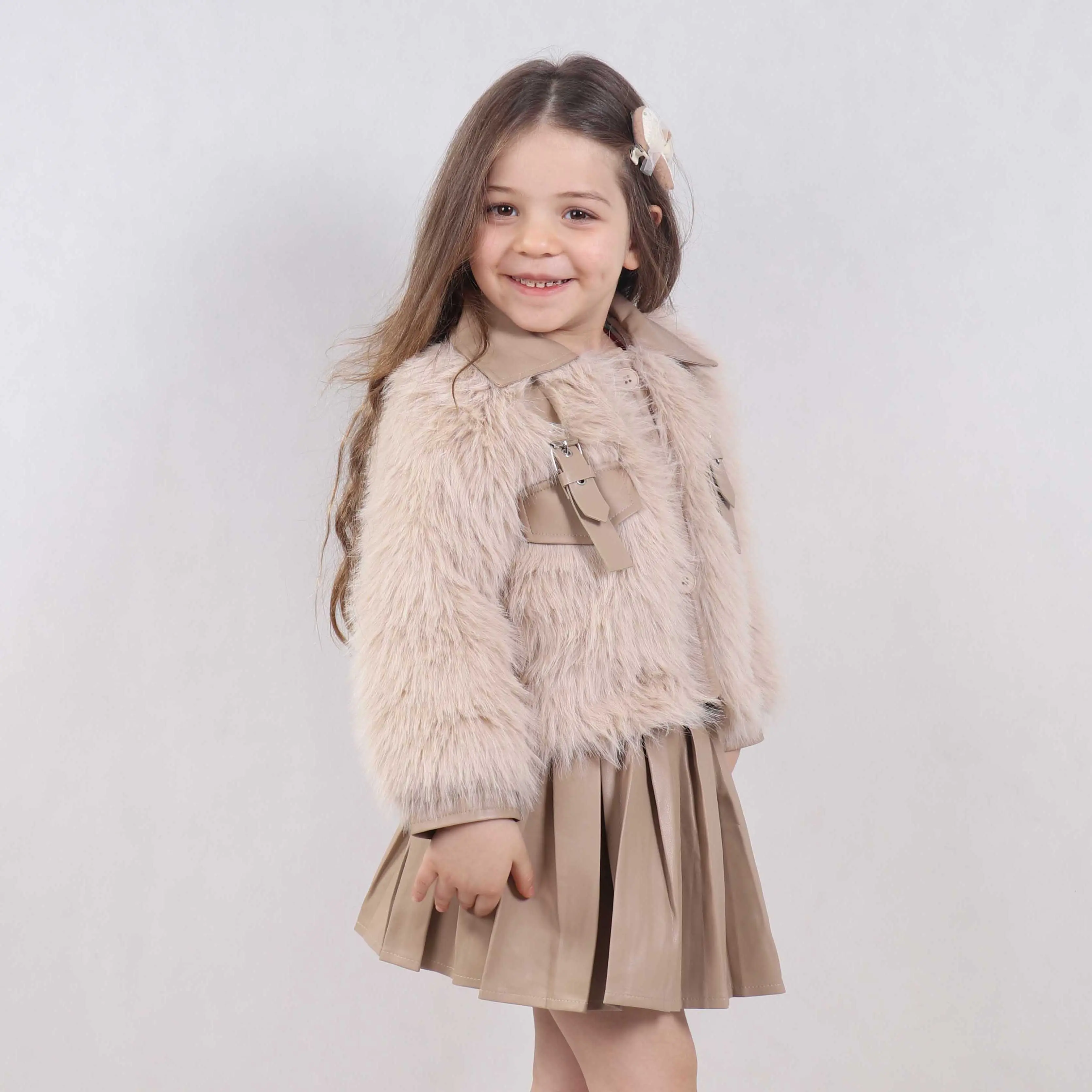 ست دو تیکه خز و چرم کد۳۲۸۷